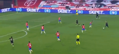 利物浦女足球员遭跟踪骚扰，42岁商人认罪待判