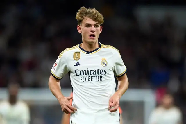 充满敬意 充满敬意