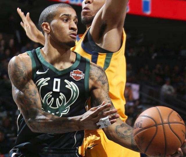 助勇士队塑 助勇士队塑